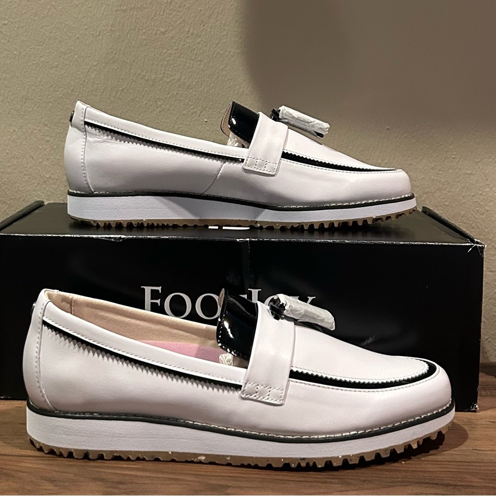 Footjoy Women’s Sandy Golf Shoes-White/Black-Size 9.5 NIB⛳️ - Picture 2 of 11